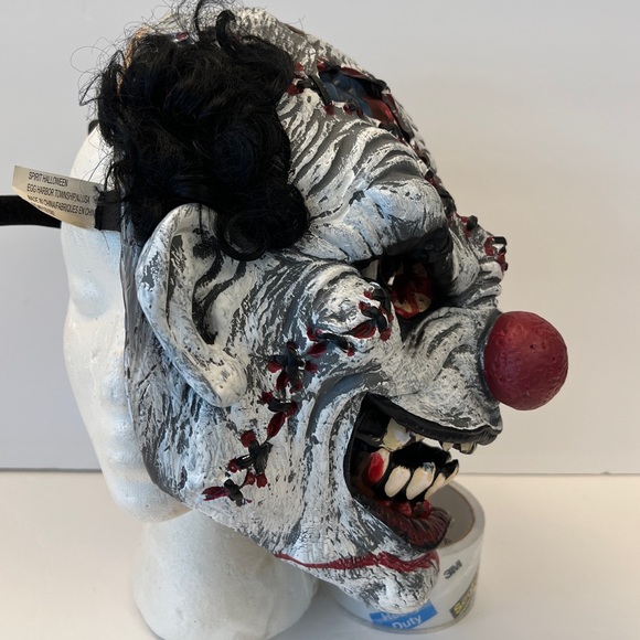 Halloween Mask - In Stitches Face Ripper Mask with Tear away face. - Picture 8 of 10